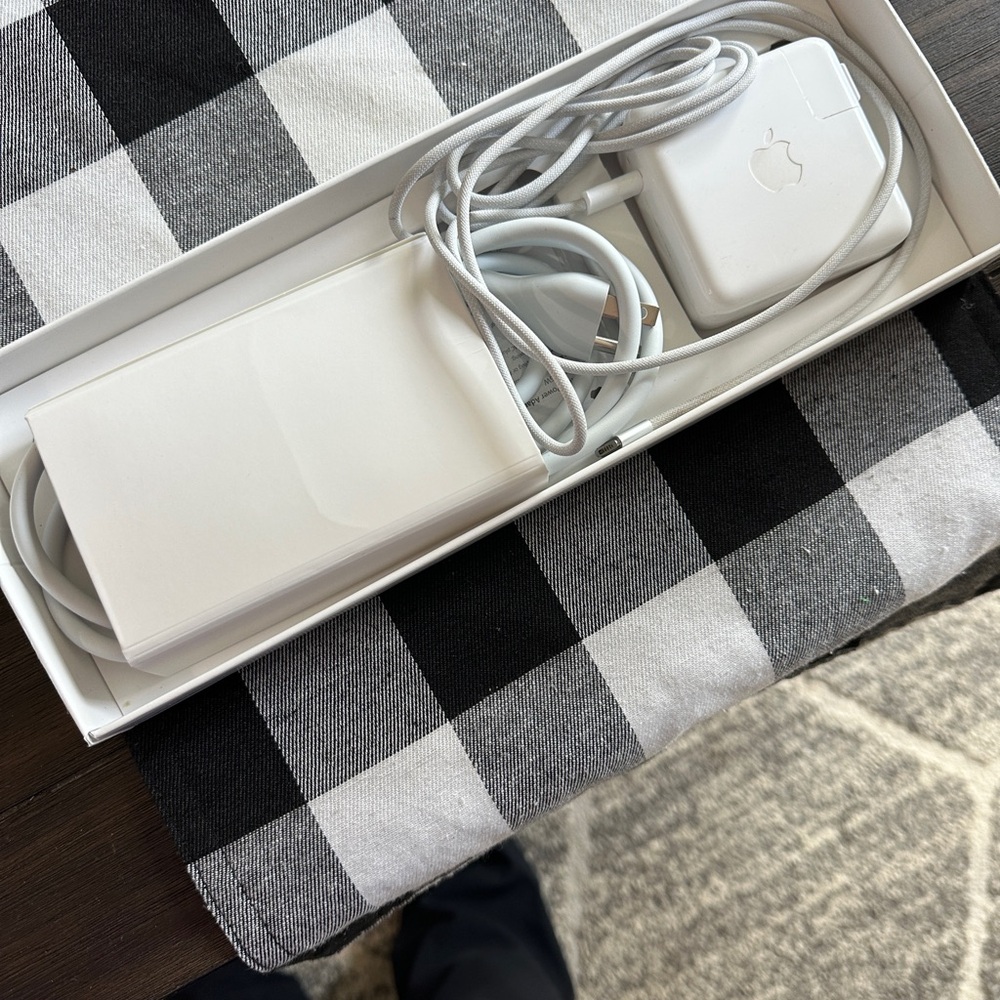 New- opened box, unused- Apple MacBook Pro 85W MagSafe 2 Power Adapter charger